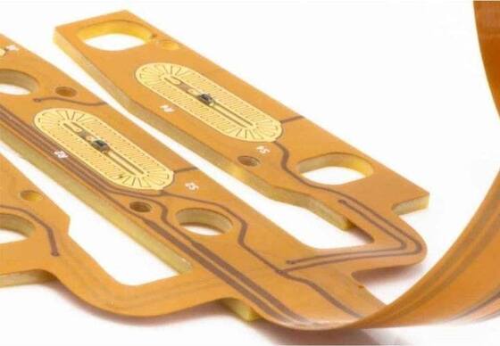 Un buon prezzo. 0.05mm Minimum Trace Width FPC Flexible Circuit Board with Yellow PI Film Solder Mask and Gold Plating for Compact Electronics in linea